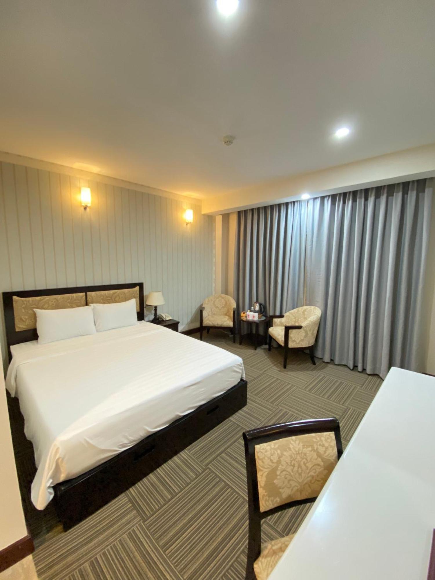 Dong Kinh Hotel Hô Chi Minh-Ville Extérieur photo