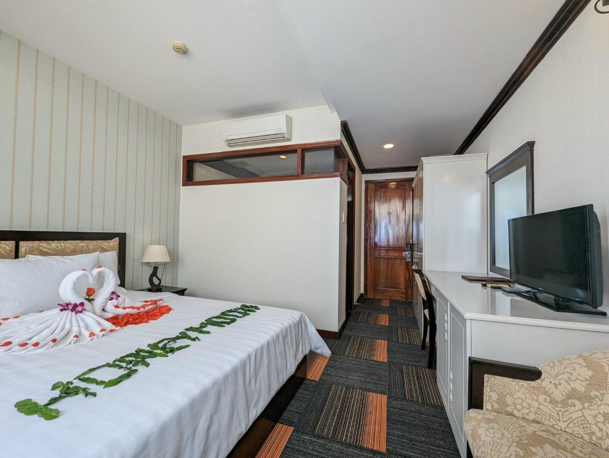 Dong Kinh Hotel Hô Chi Minh-Ville Extérieur photo