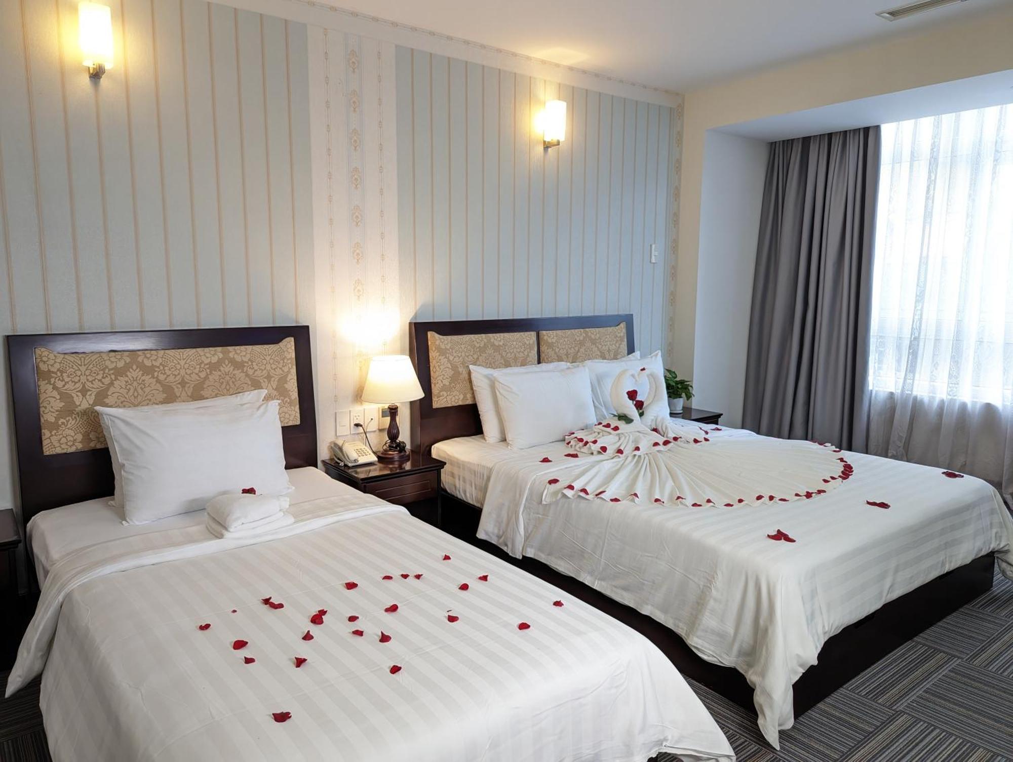 Dong Kinh Hotel Hô Chi Minh-Ville Extérieur photo