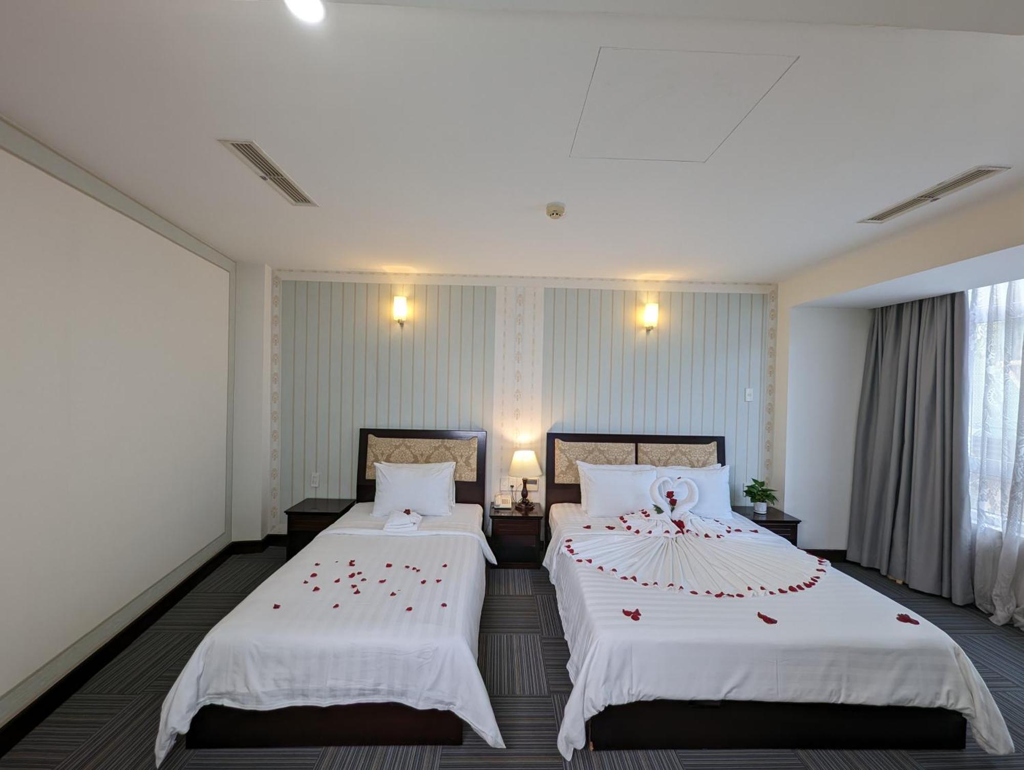 Dong Kinh Hotel Hô Chi Minh-Ville Extérieur photo
