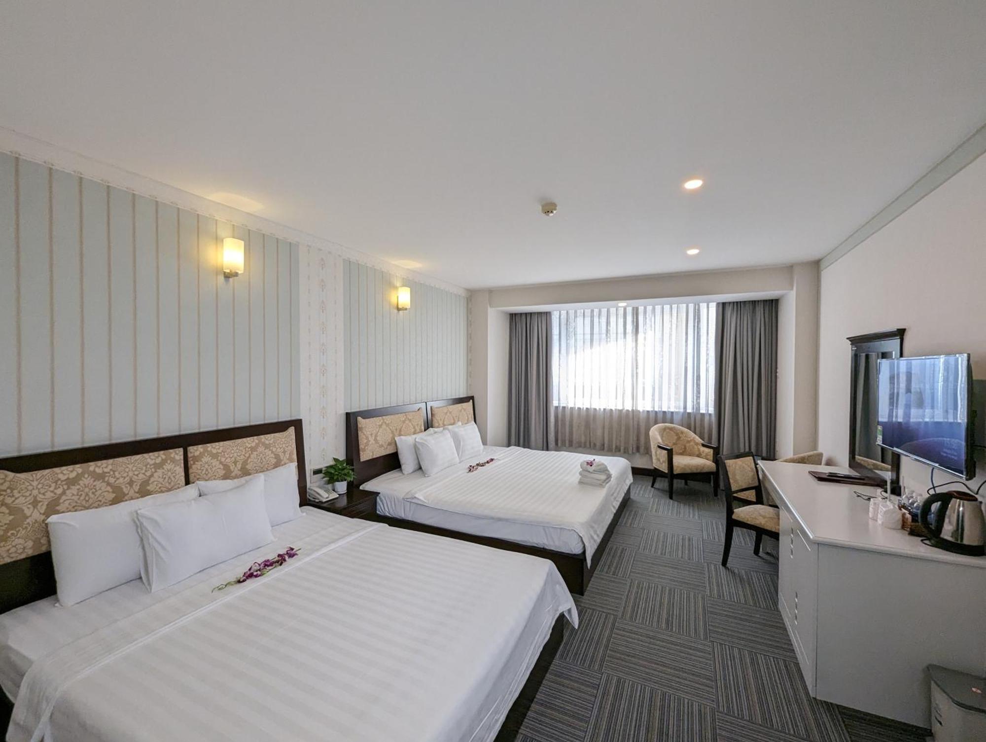 Dong Kinh Hotel Hô Chi Minh-Ville Extérieur photo