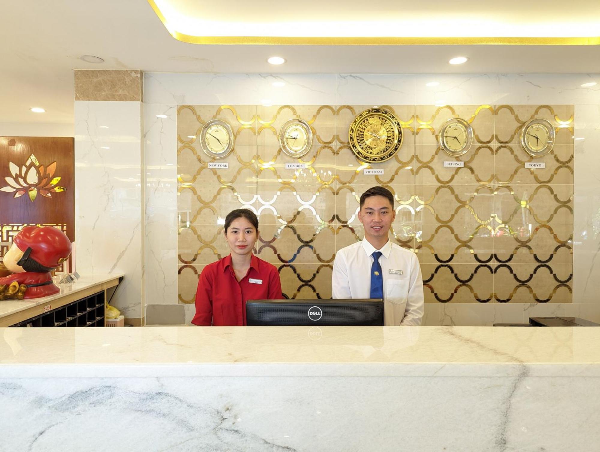 Dong Kinh Hotel Hô Chi Minh-Ville Extérieur photo