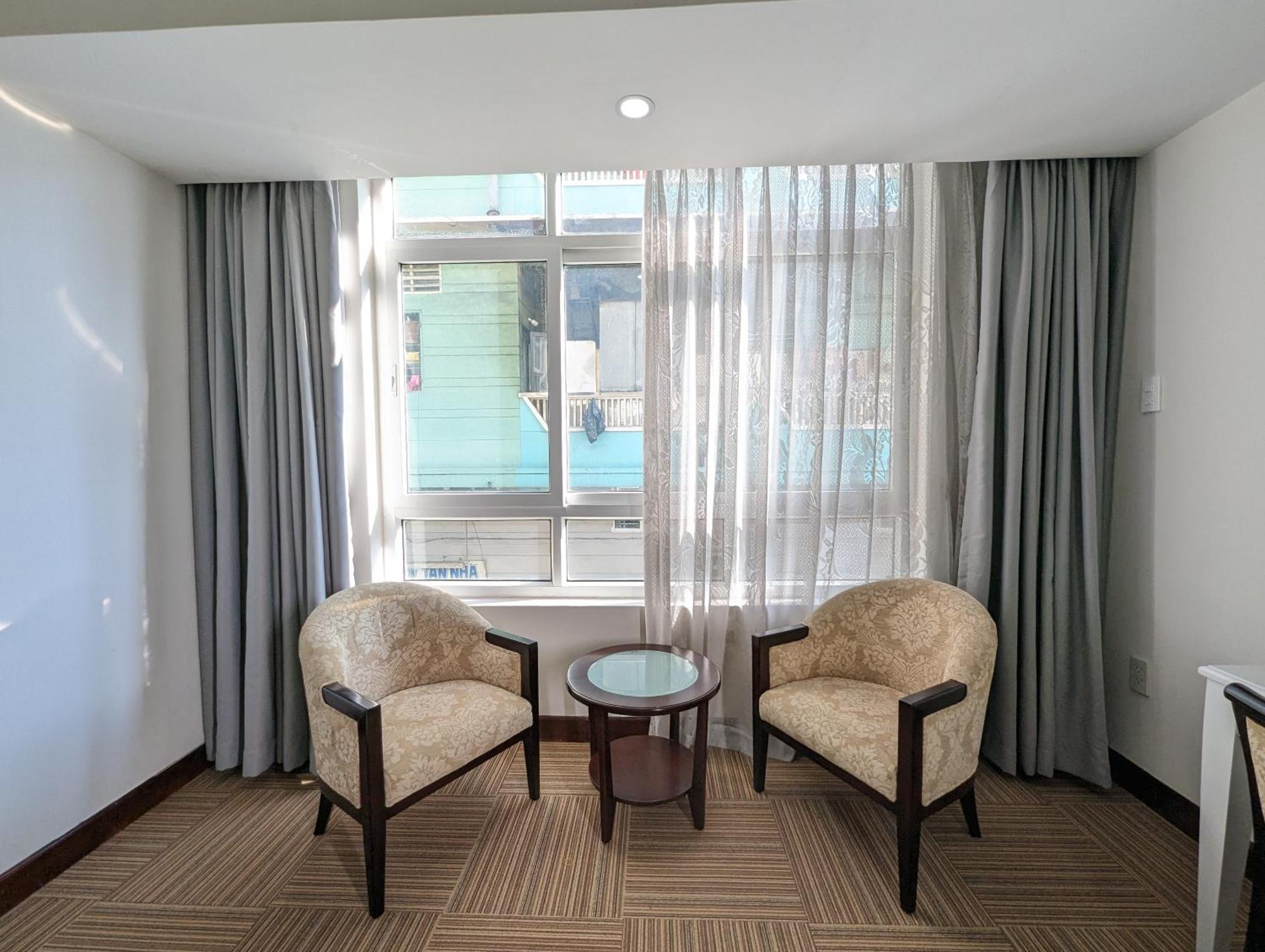 Dong Kinh Hotel Hô Chi Minh-Ville Extérieur photo